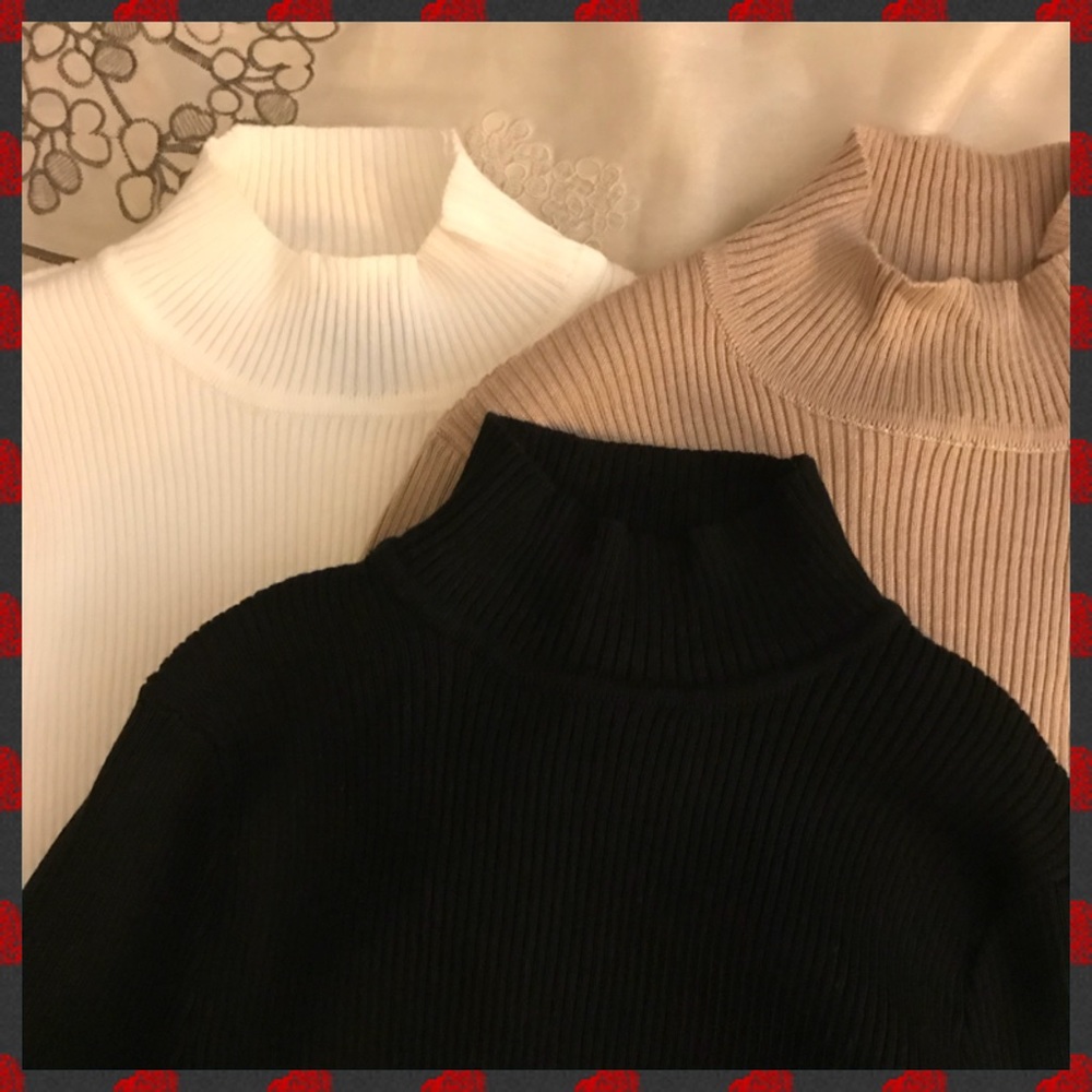 👑NEW👑 Three F21 Mock Turtleneck Tops